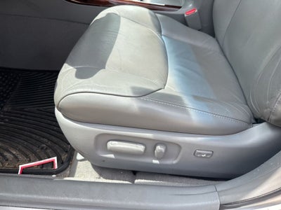 2008 Toyota Avalon XLS
