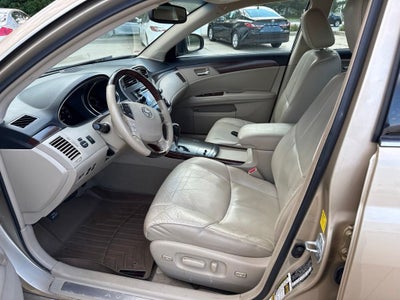 2011 Toyota AVALON Limited