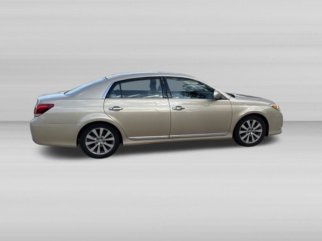 2011 Toyota AVALON Limited