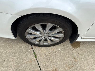 2011 Toyota AVALON Limited
