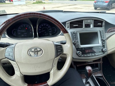 2011 Toyota AVALON Limited