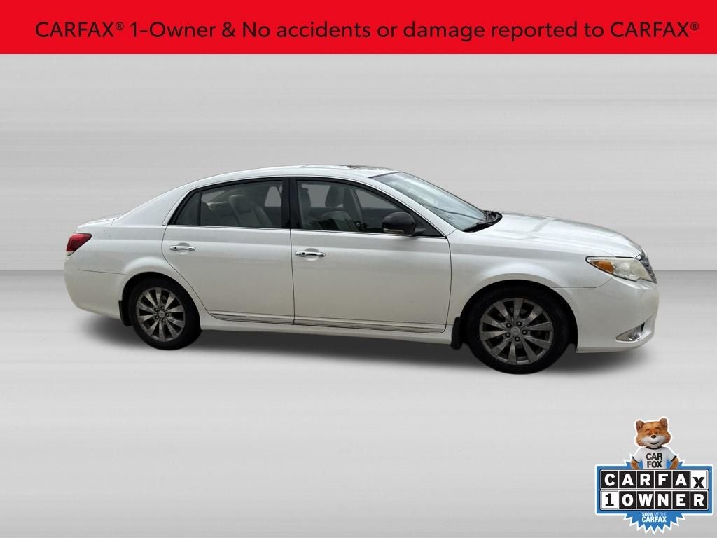 2011 Toyota AVALON Limited