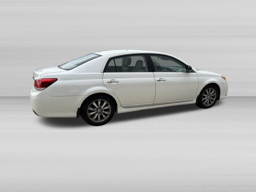 2011 Toyota AVALON Limited