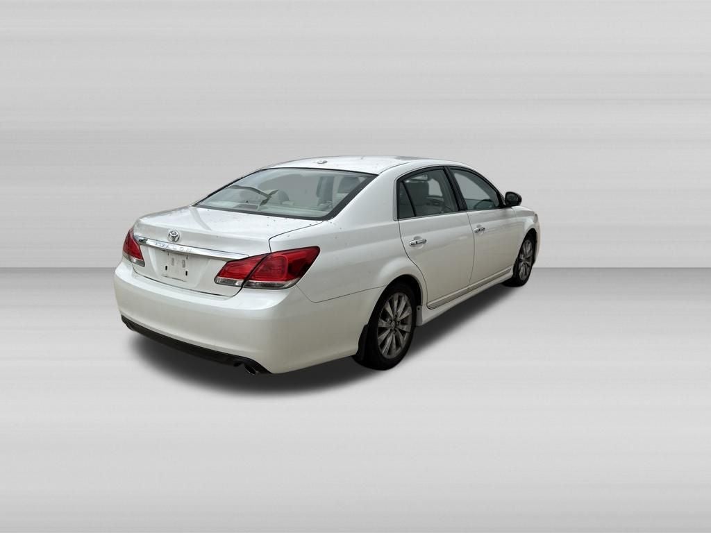 2011 Toyota AVALON Limited