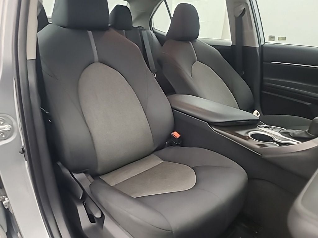 2021 Toyota Camry Hybrid LE