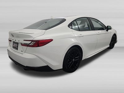 2025 Toyota Camry SE