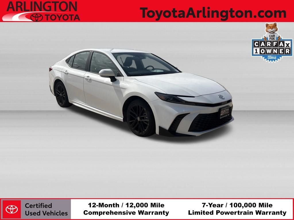 2025 Toyota Camry SE