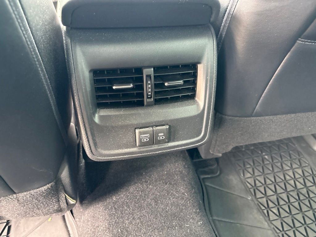 2022 Toyota Avalon Hybrid XSE