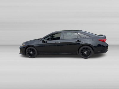2022 Toyota Avalon Hybrid XSE