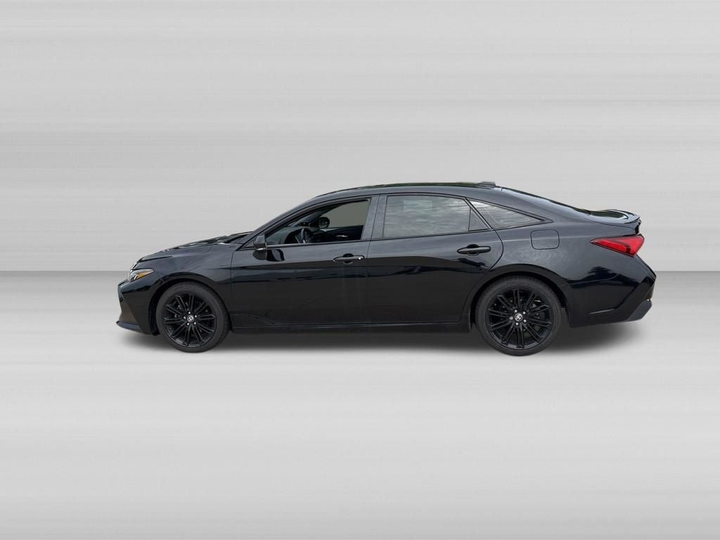 2022 Toyota Avalon Hybrid XSE