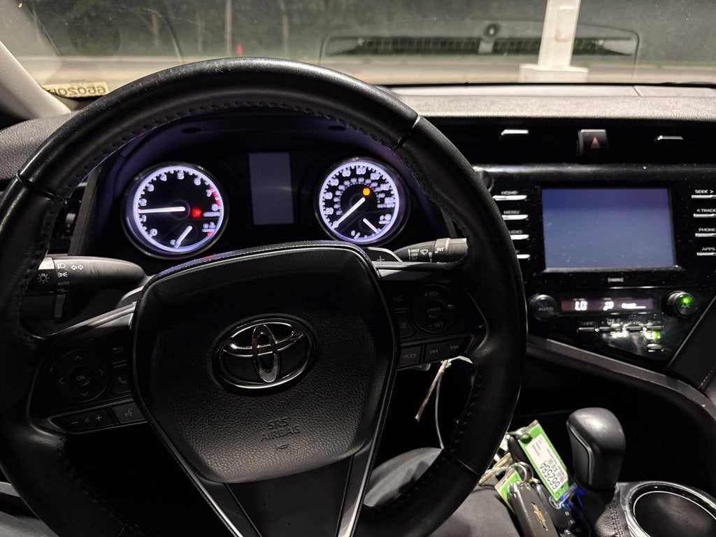 2020 Toyota Camry SE