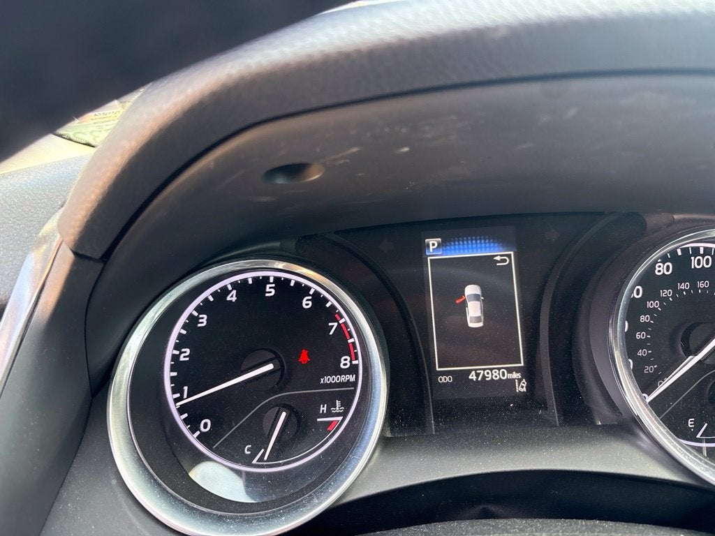 2020 Toyota Camry SE