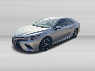 2020 Toyota Camry SE