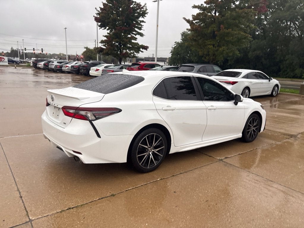 2021 Toyota Camry SE