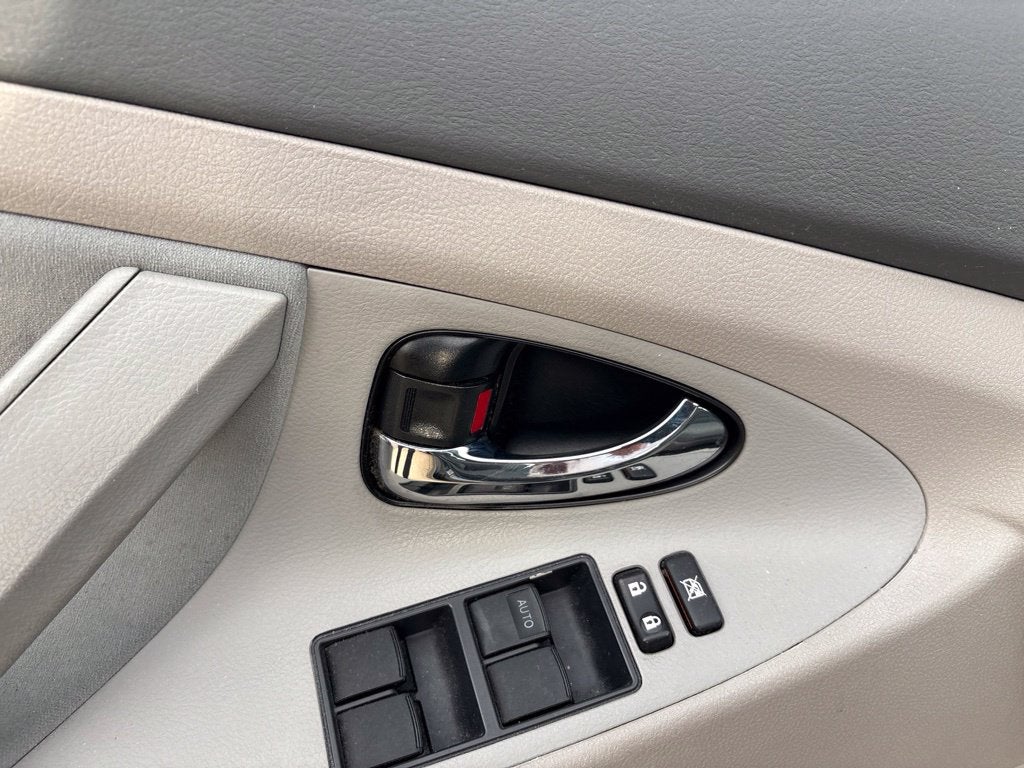 2009 Toyota CAMRY LE