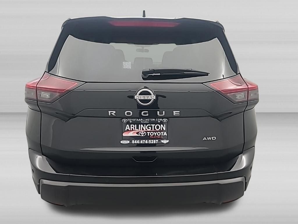 2025 Nissan Rogue SV