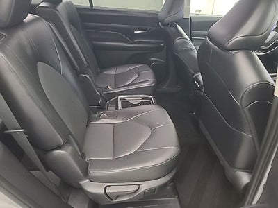 2025 Toyota Grand Highlander XLE