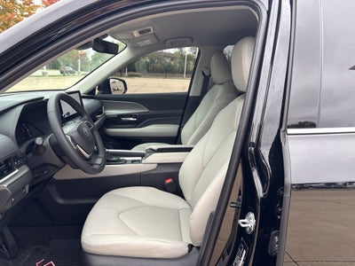 2026 Toyota Grand Highlander Hybrid XLE