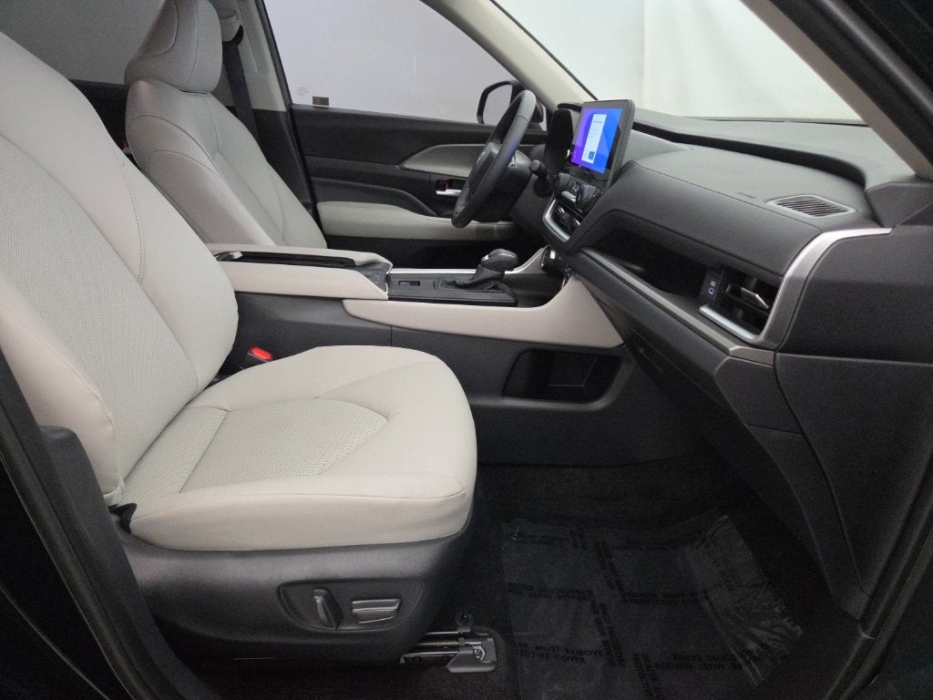 2026 Toyota Grand Highlander Hybrid XLE