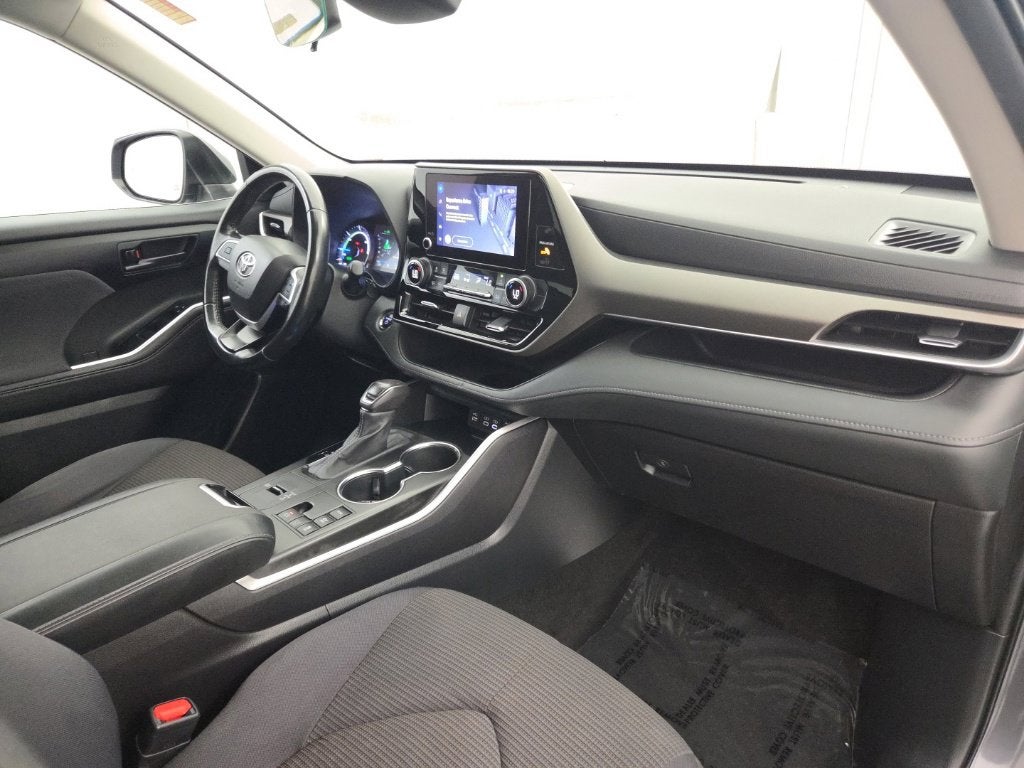 2023 Toyota Highlander Hybrid LE