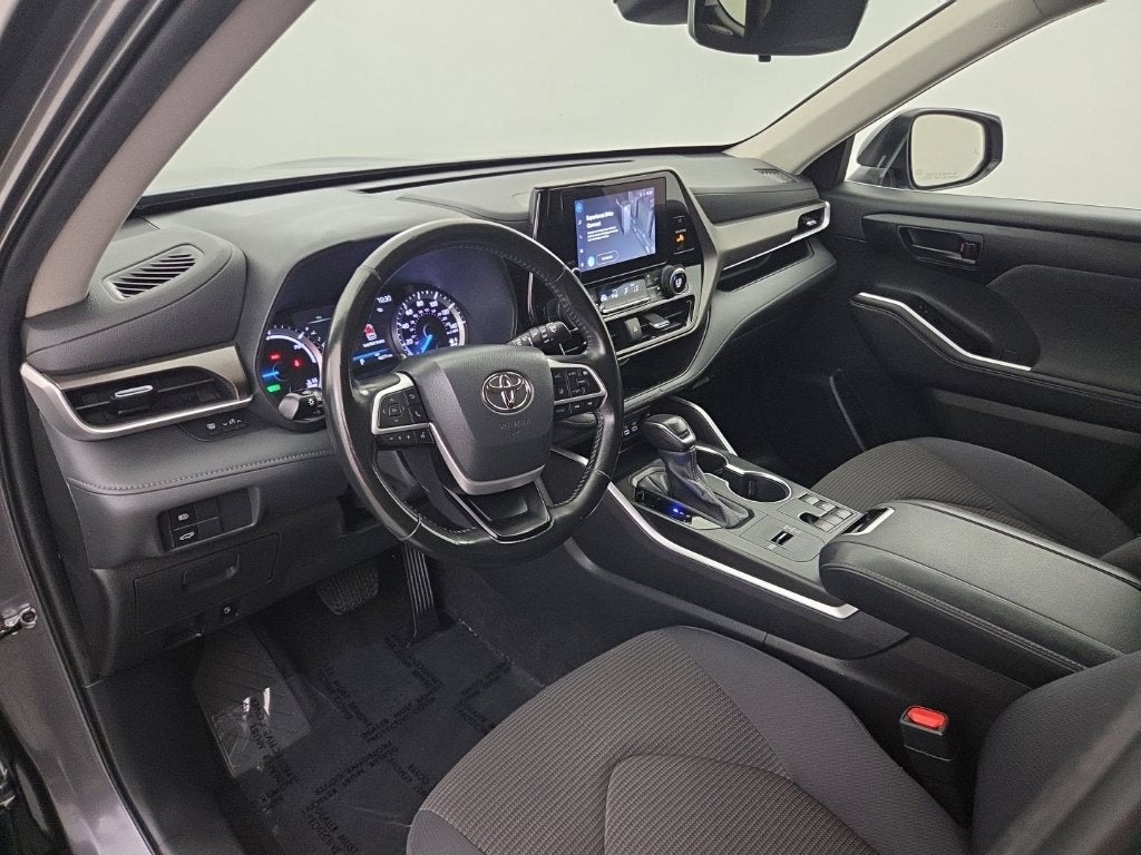 2023 Toyota Highlander Hybrid LE