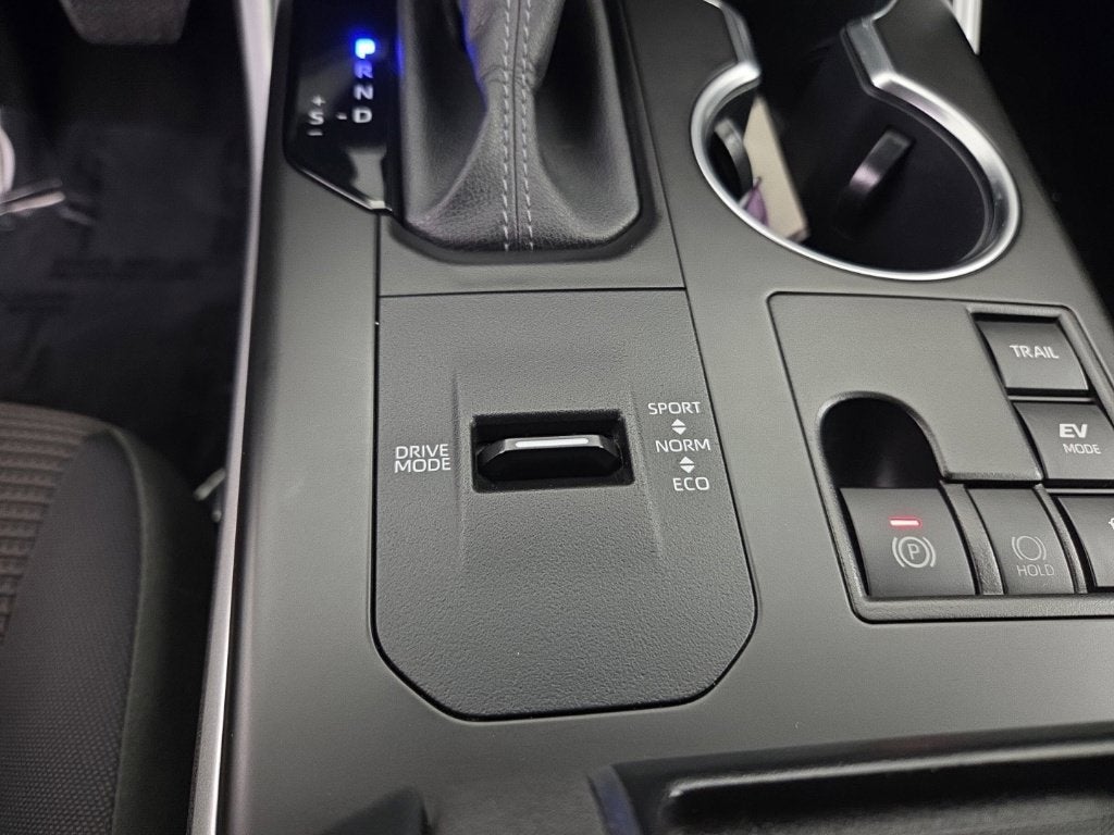 2023 Toyota Highlander Hybrid LE
