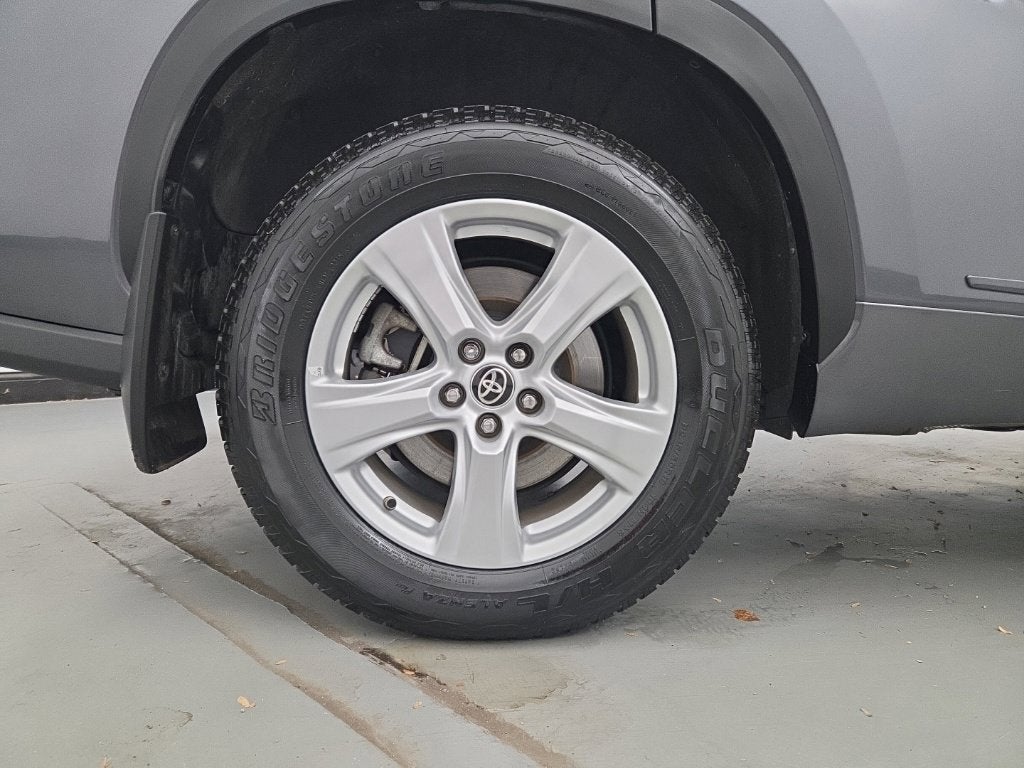 2023 Toyota Highlander Hybrid LE