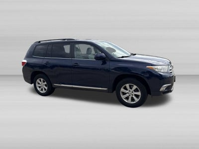 2011 Toyota HIGHLANDER SE