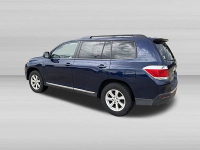 2011 Toyota HIGHLANDER SE