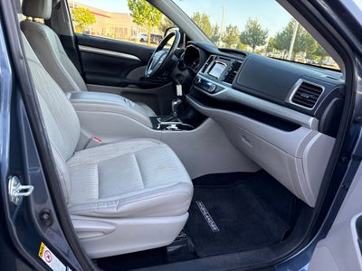 2015 Toyota Highlander LE Plus V6