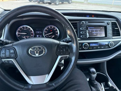 2015 Toyota Highlander LE Plus V6