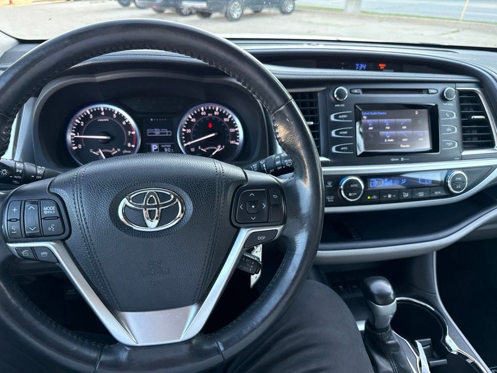 2015 Toyota Highlander LE Plus V6