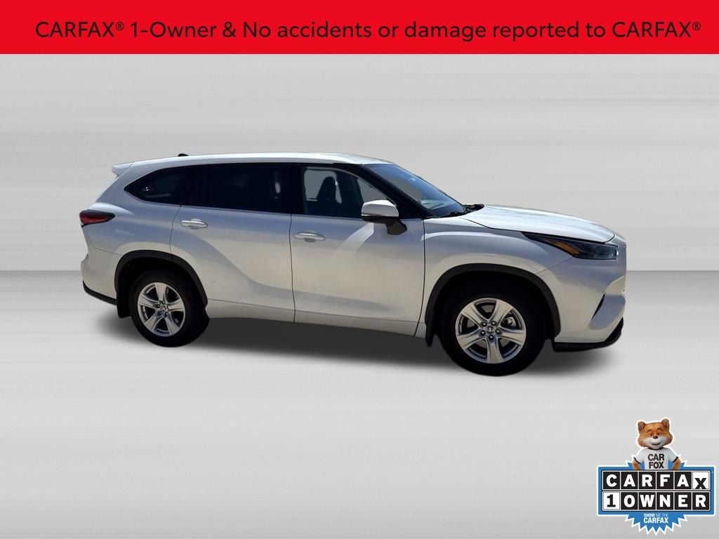 2022 Toyota Highlander LE