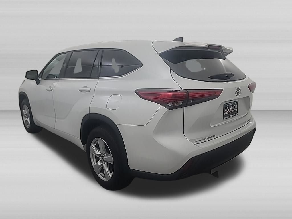 2022 Toyota Highlander LE