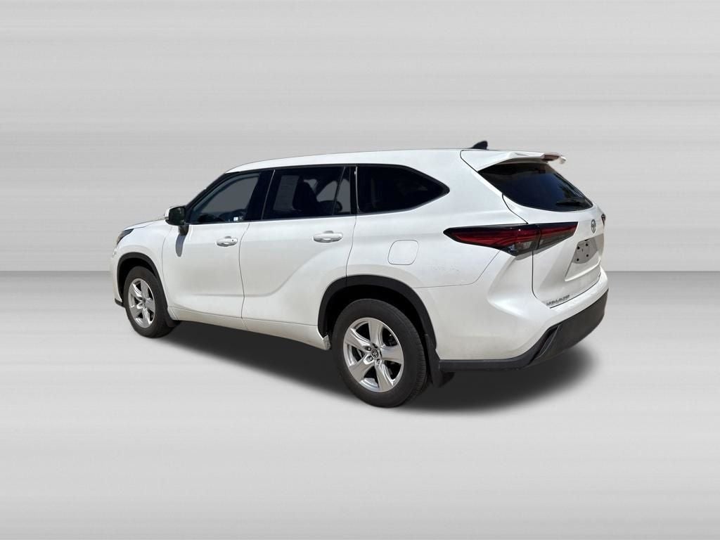 2022 Toyota Highlander LE
