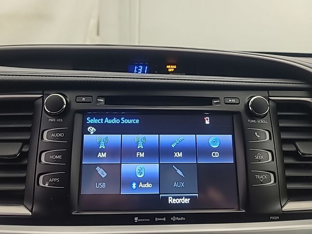 2017 Toyota HIGHLANDER LE Plus