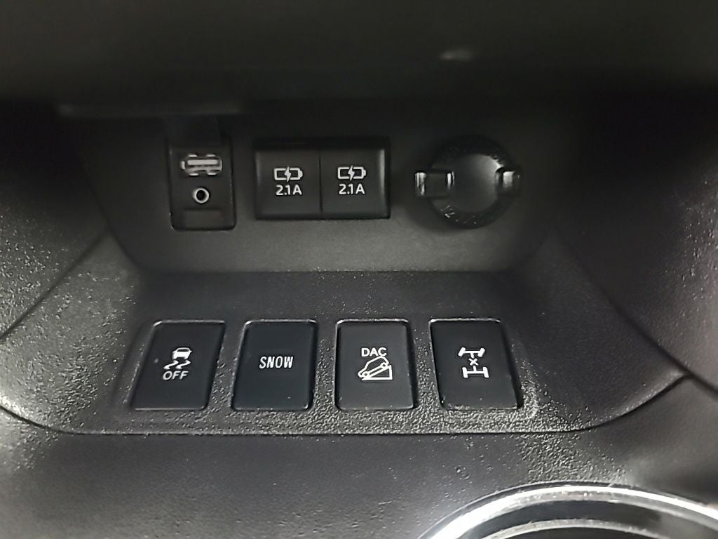2017 Toyota HIGHLANDER LE Plus