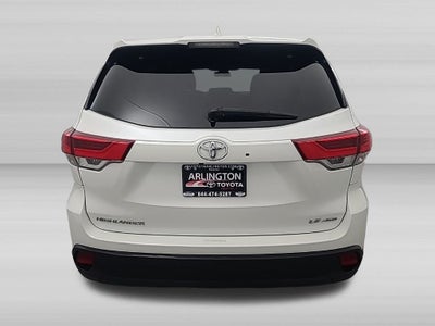 2017 Toyota HIGHLANDER LE Plus