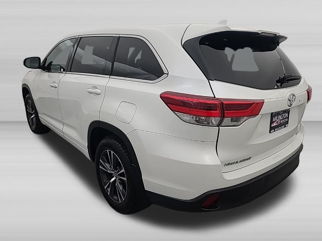 2017 Toyota HIGHLANDER LE Plus