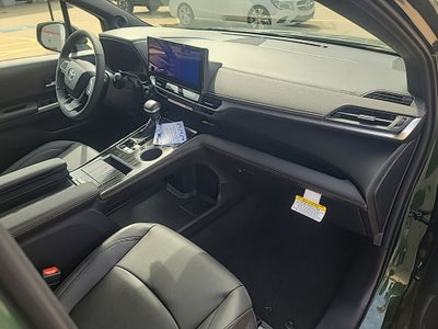 2026 Toyota Sienna Woodland Edition 7 Passenger