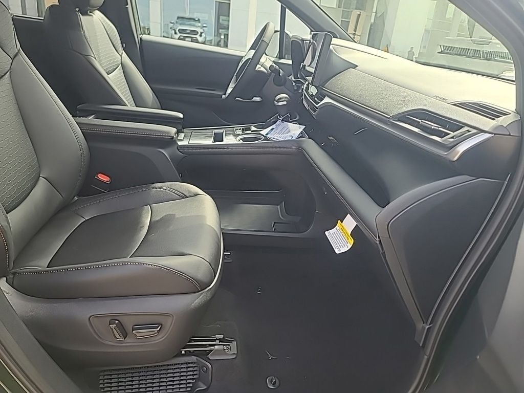 2026 Toyota Sienna Woodland Edition 7 Passenger