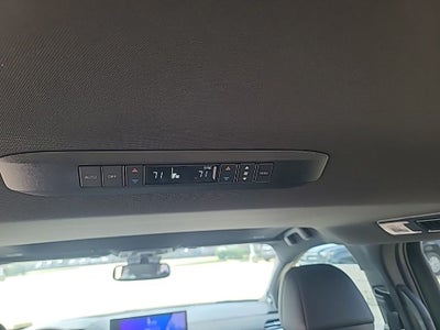 2026 Toyota Sienna Woodland Edition 7 Passenger