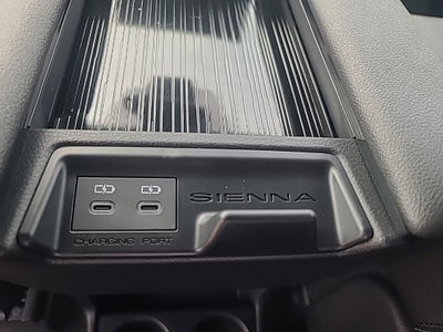 2026 Toyota Sienna Woodland Edition 7 Passenger
