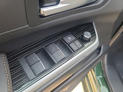 2026 Toyota Sienna Woodland Edition 7 Passenger