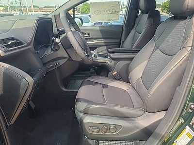 2026 Toyota Sienna Woodland Edition 7 Passenger