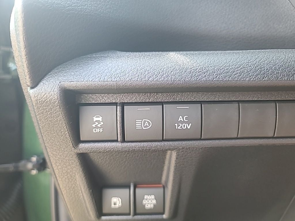 2026 Toyota Sienna Woodland Edition 7 Passenger