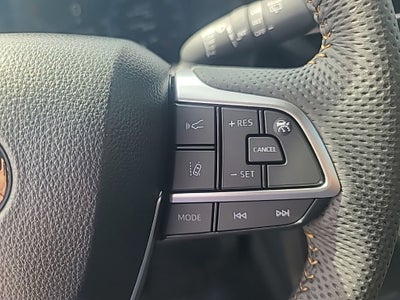 2026 Toyota Sienna Woodland Edition 7 Passenger