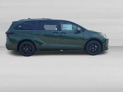 2026 Toyota Sienna Woodland Edition 7 Passenger
