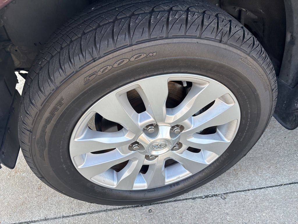 2012 Toyota SEQUOIA Platinum