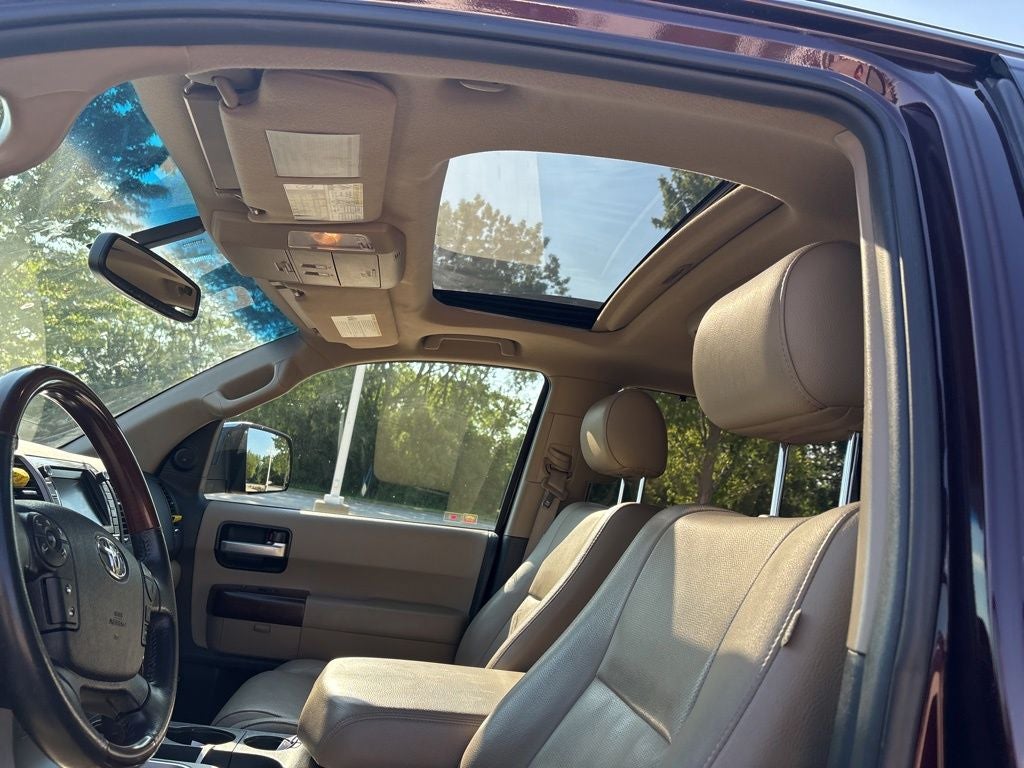 2012 Toyota SEQUOIA Platinum